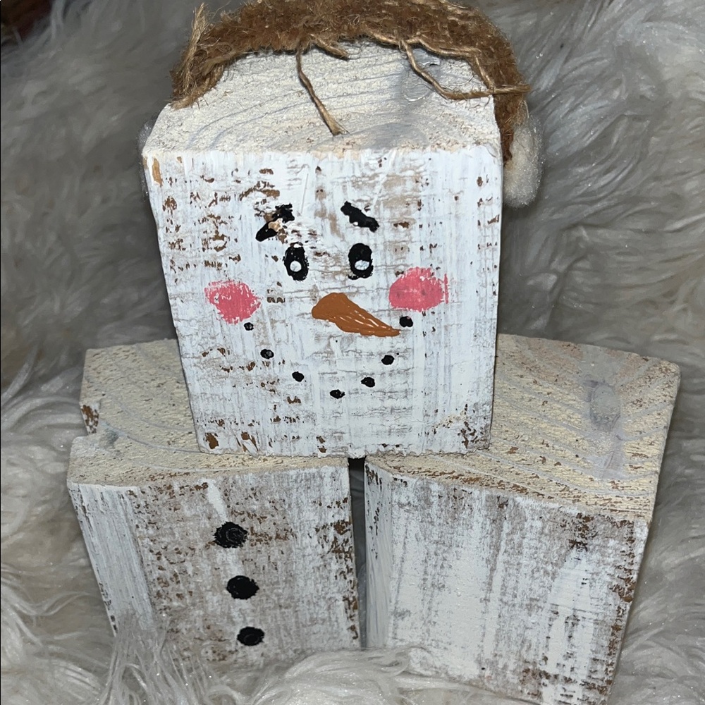 Rustic Snowman Block Decor - Picture 7 of 17